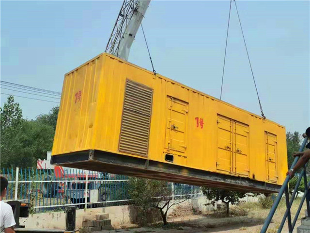 鹿邑300KW柴油发电机组油耗是多少?
