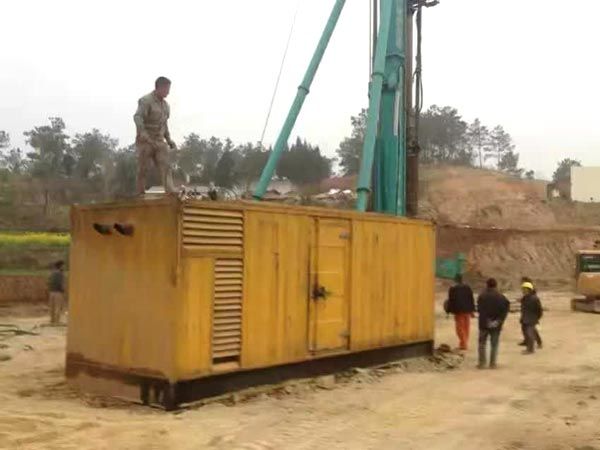鹿邑如何判断水冷式机油散热器密封件是否需要更换？